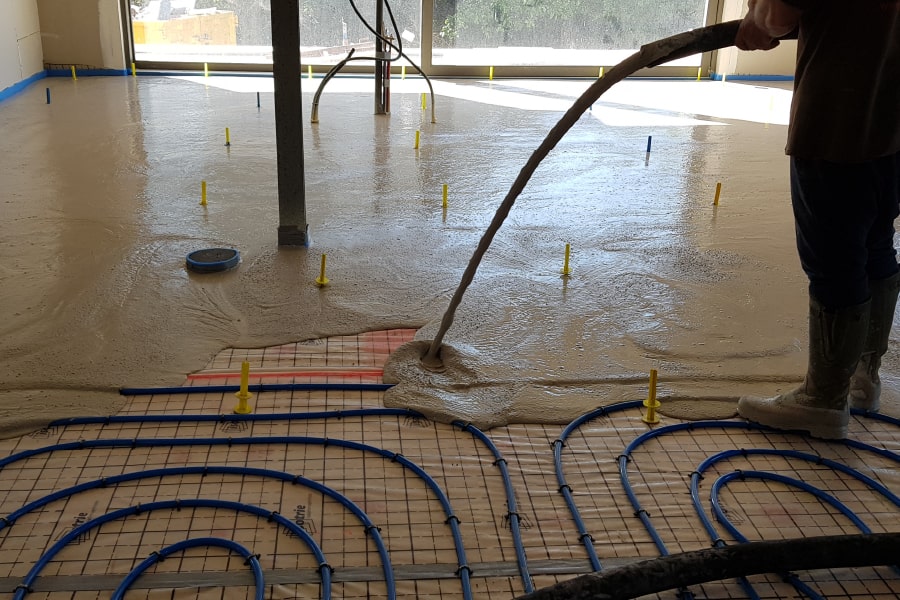 Chape liquide en cours de coulage