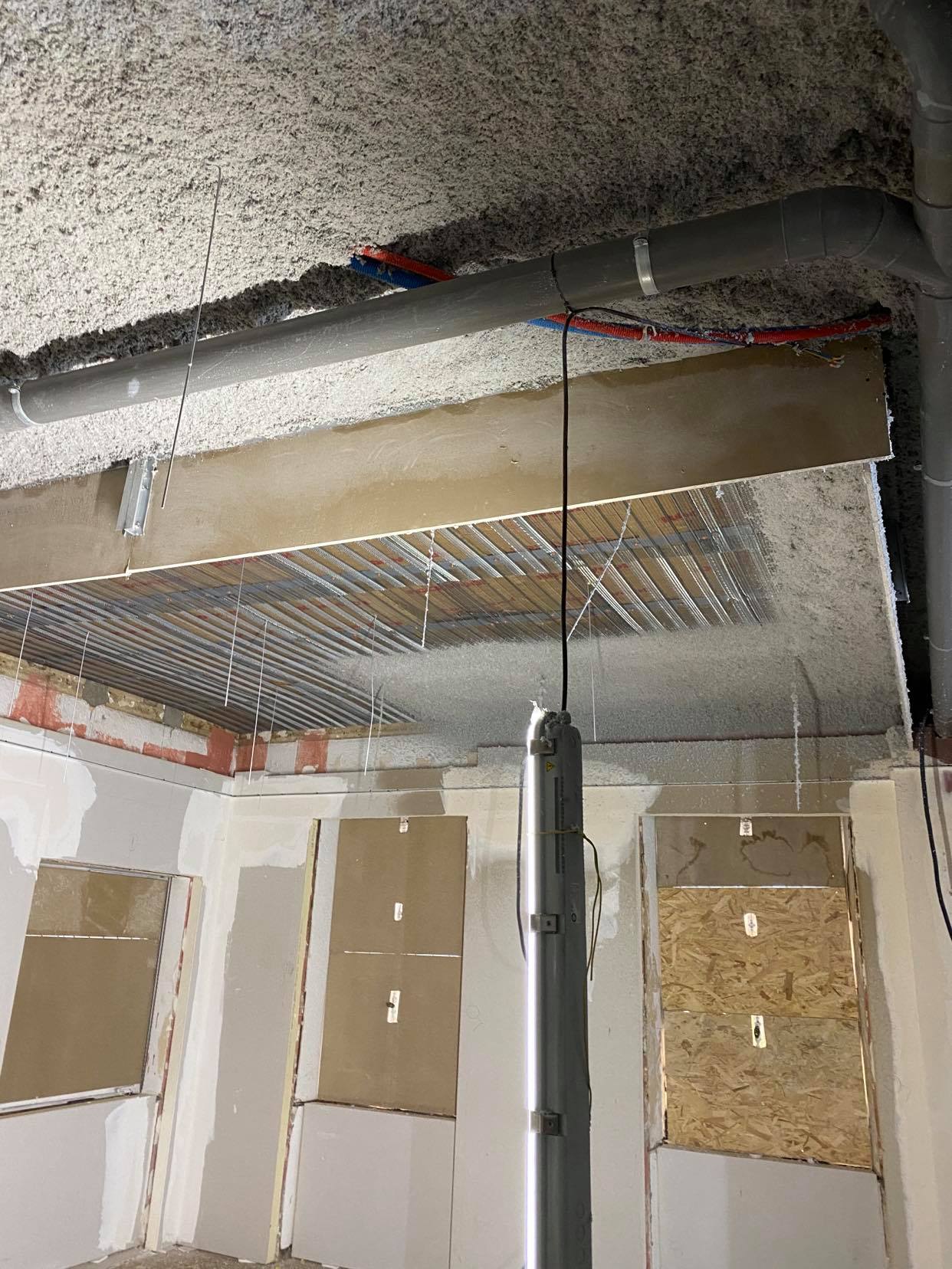 Avant isolation acoustique